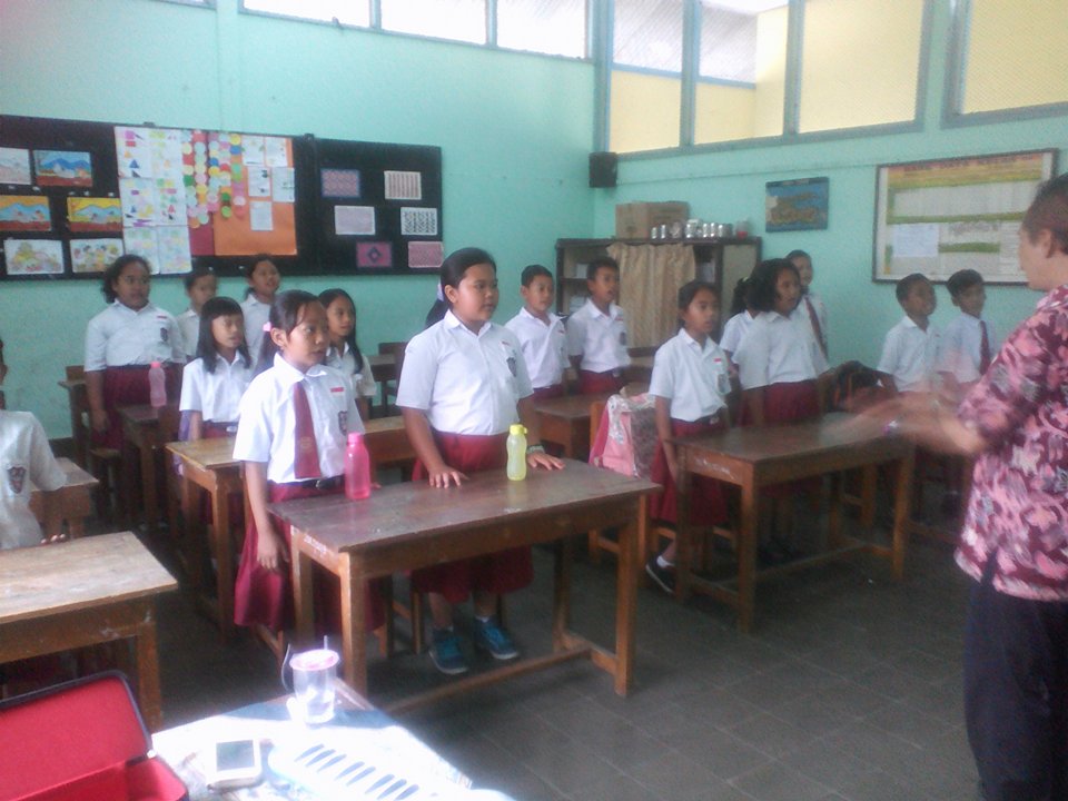 Ekstrakulikuler Menyanyi